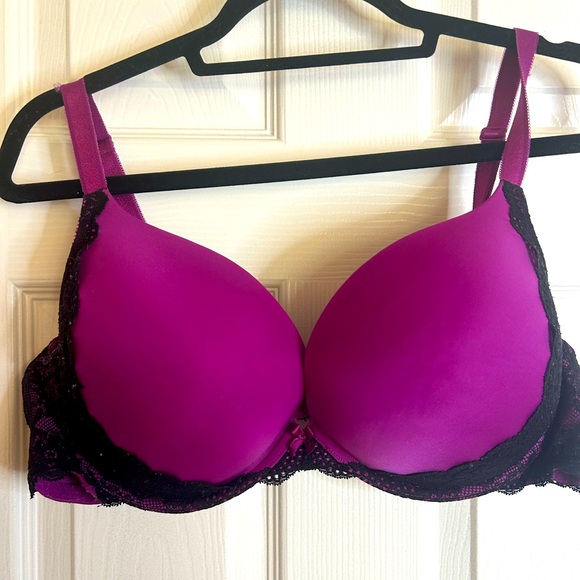 Elegant Purple Lace Trim Bra - Picture 3 of 10